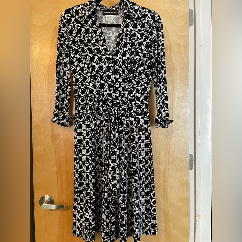 Donna Morgan Black and White Patterned Long Sleeve Dress